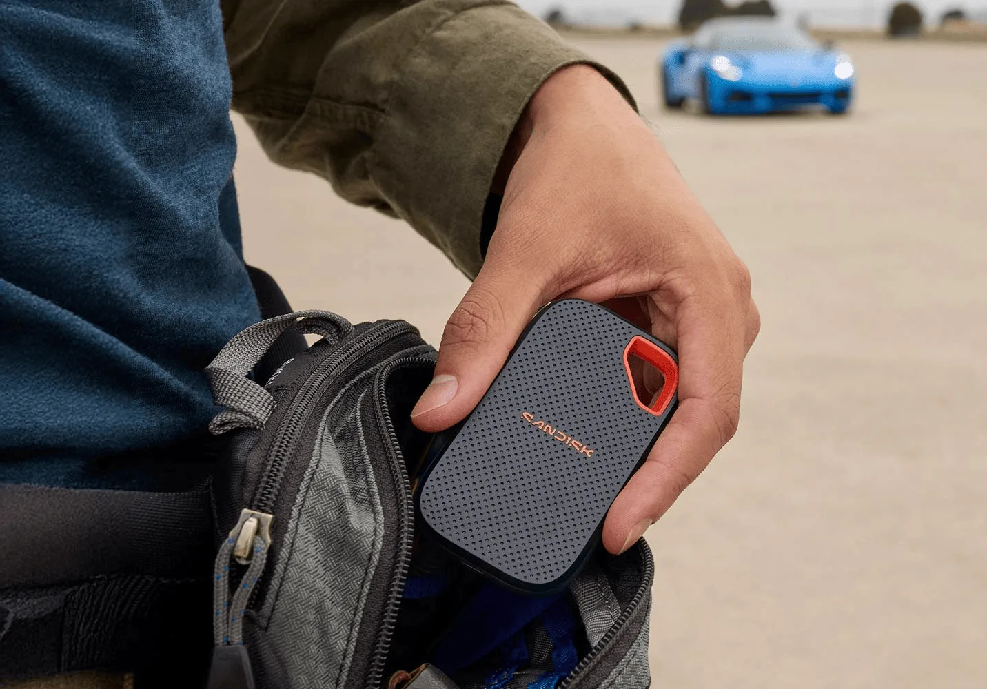 SanDisk Extreme PRO Portable SSD: Rugged USB 3.2 Gen 2x2 NVMe portable SSD with 2,000MB/s speeds and an aluminum heatsink chassis (2 of 2)