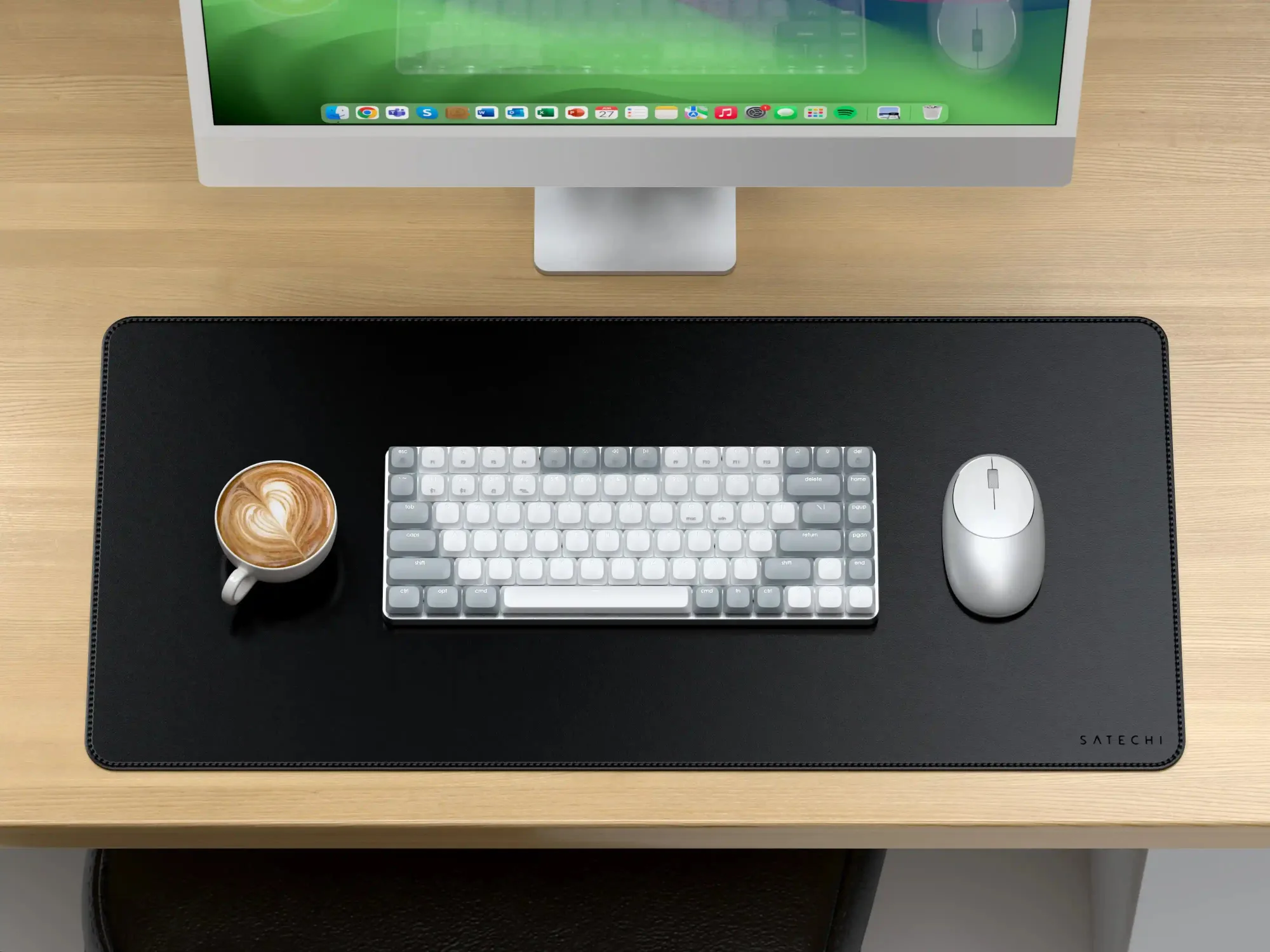 Satechi Mac mini M4 Stand & Hub: Aluminum Mac mini stand and hub with front ports and a built-in NVMe SSD enclosure (2 of 8)